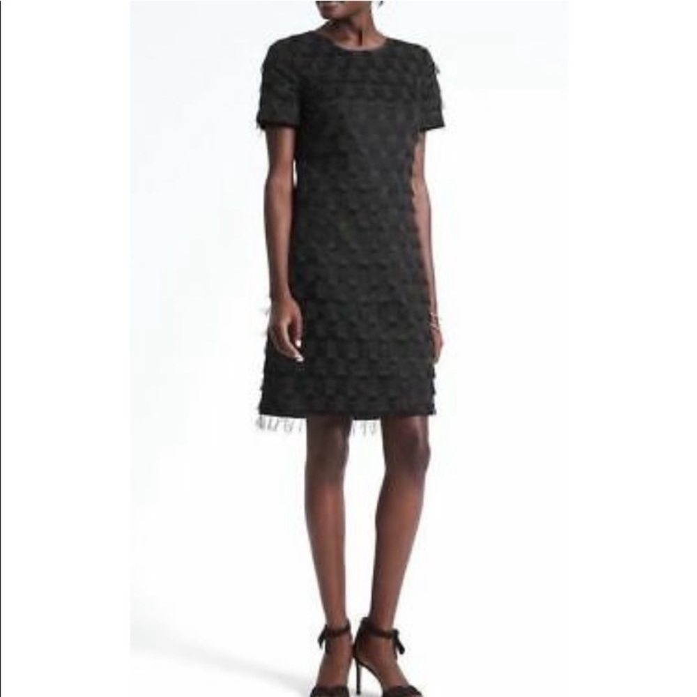 Banana Republic Fringe Dot Shift Dress Black 12